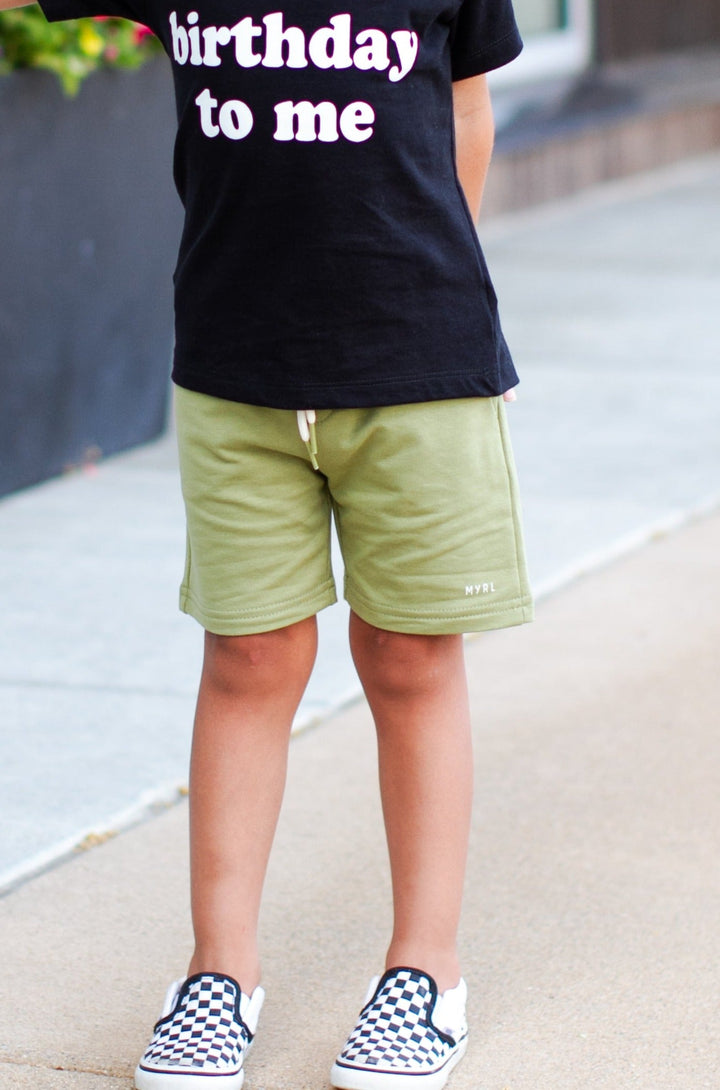 boys green sweat shorts