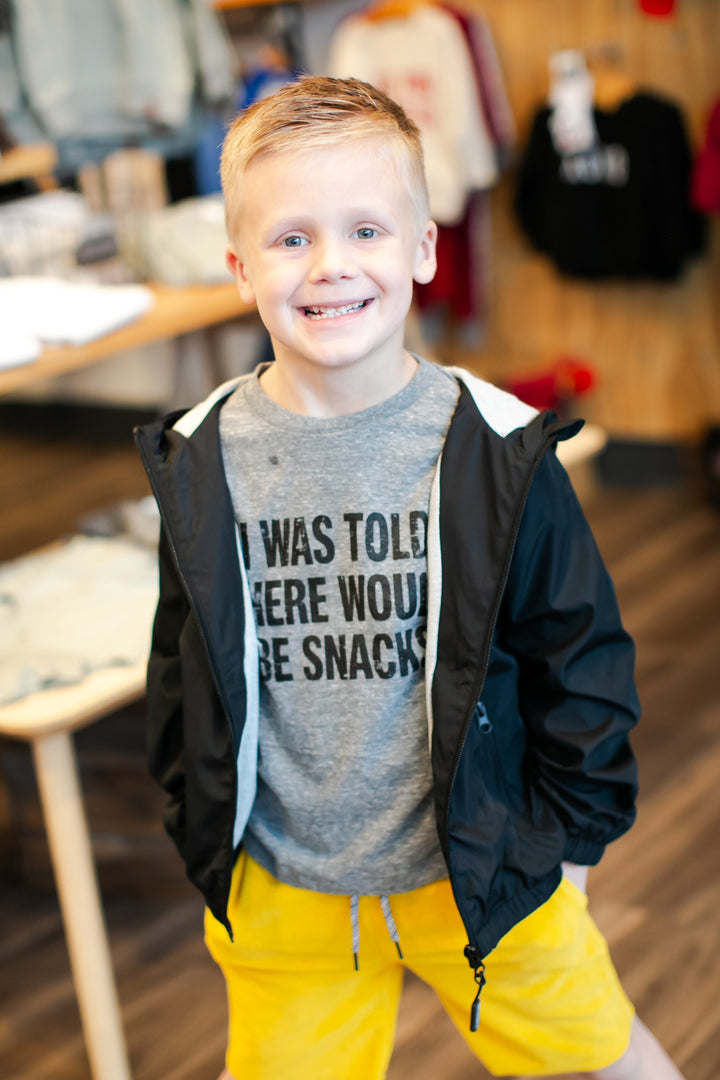 SILAS - I Was Told There Would Be Snacks T-Shirt in Heather Grey