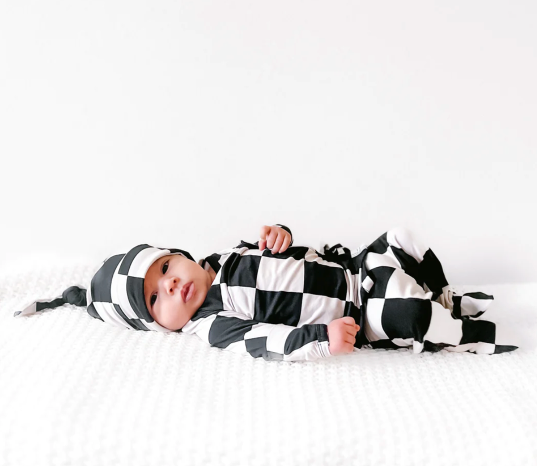 Shore Baby Co - Venice Baby Kimono Two-Piece Set + Hat in Black/White Checkers