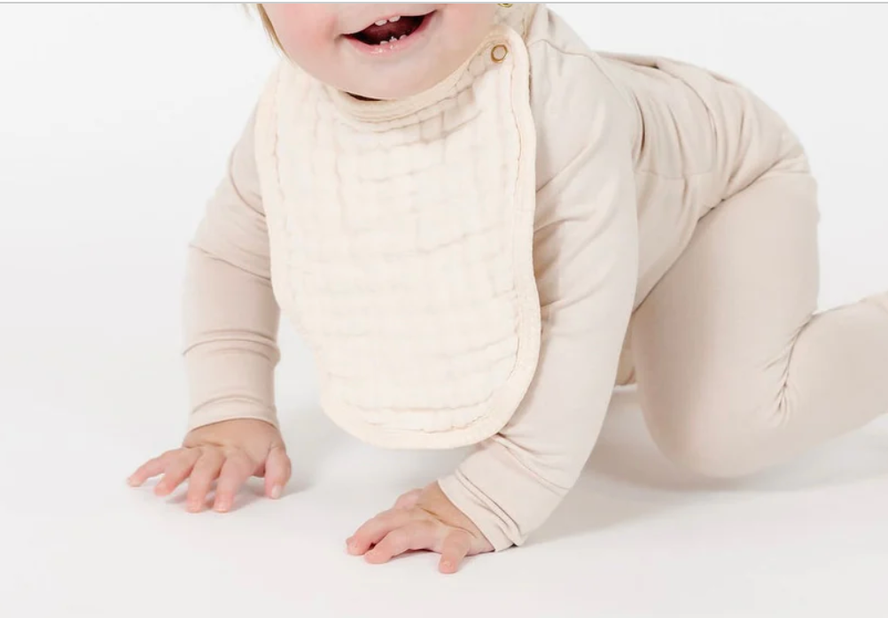 Lou Lou & Co - Cloud Muslin Bib 2-Pack in Cream