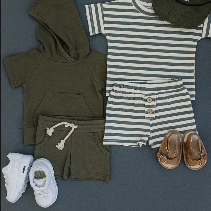 Mebie Baby - Hooded Tee and Shorts Set in Olive