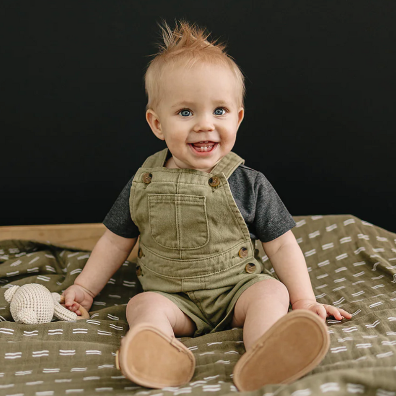 Twill baby boy overalls in green