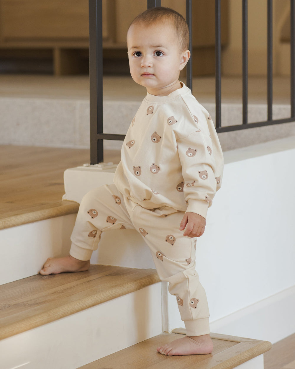 Baby boy bears sweatsuit