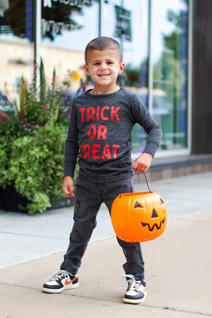 Silas - Trick or Treat Long Sleeve Tee in Charcoal