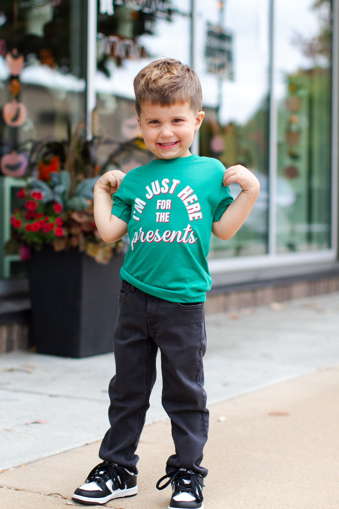 Roman & Leo - I'm Just Here for the Presents Tee in Holly Green