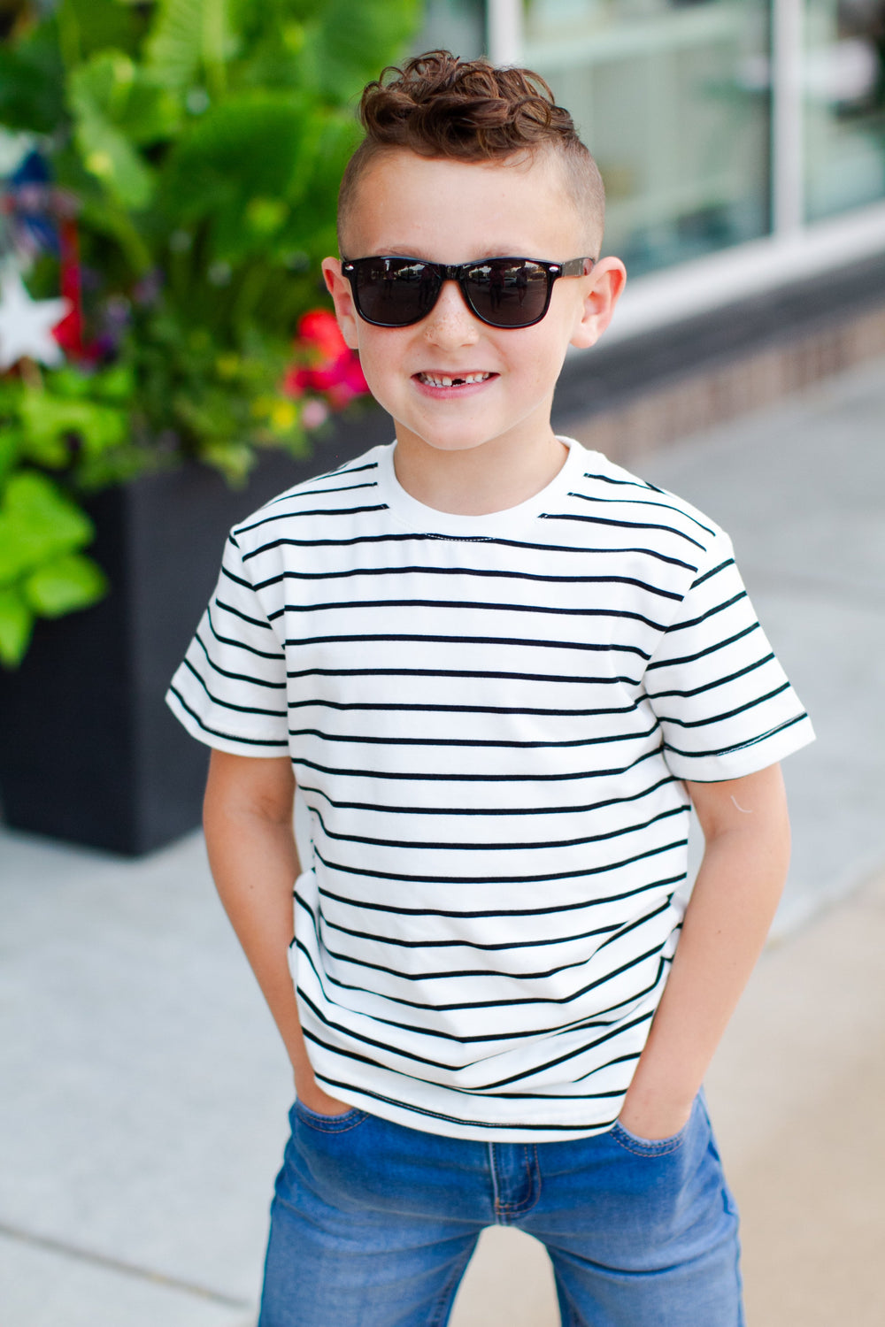 boys black and white striped tee