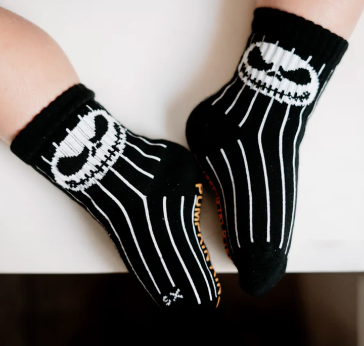 Kickin It Up Socks Pumpkin Face black and white