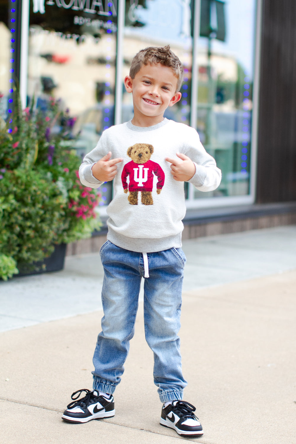 Kids IU teddy bear sweatshirt