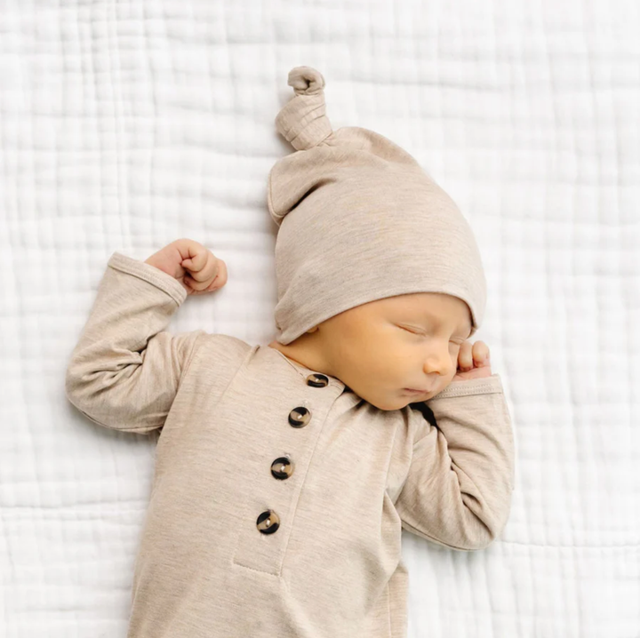 Lou Lou & Co - Infant Ryan Top + Bottom Baby Set in Heathered Wheat