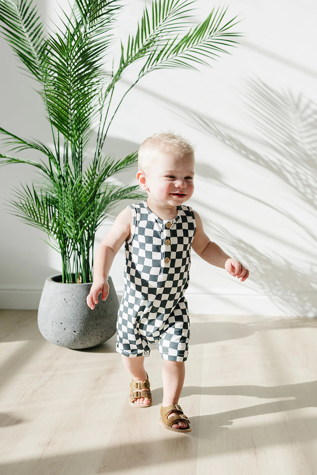Mebie Baby boys checkered shorts romper