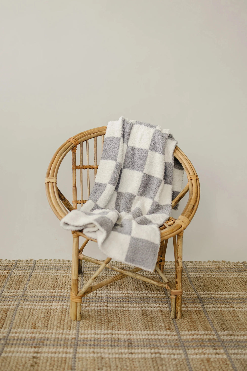 Mebie Baby grey checkered baby blanket