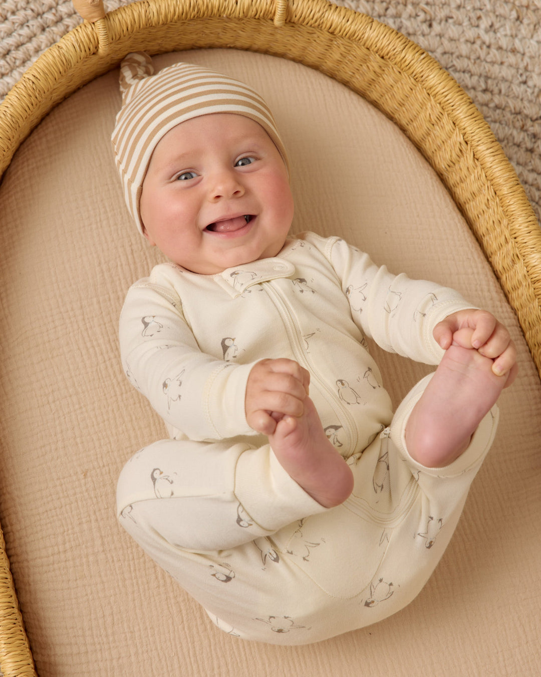 Quincy Mae - Penguins Zip Long Sleeve Sleeper in Ivory