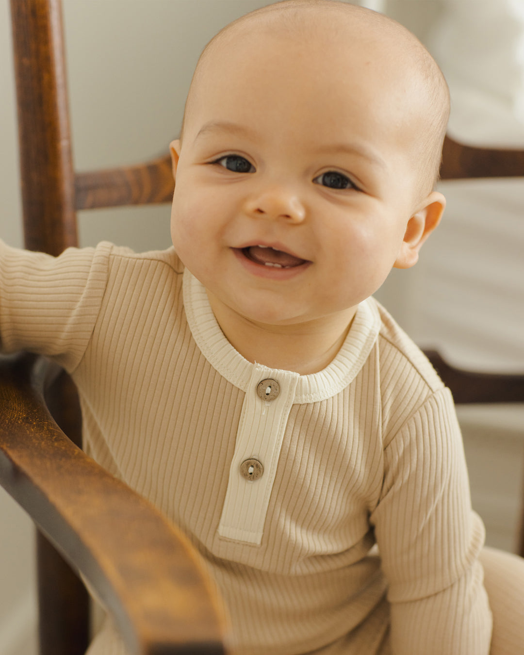 Quincy Mae - Ribbed Henley in Latte (18-24mo)