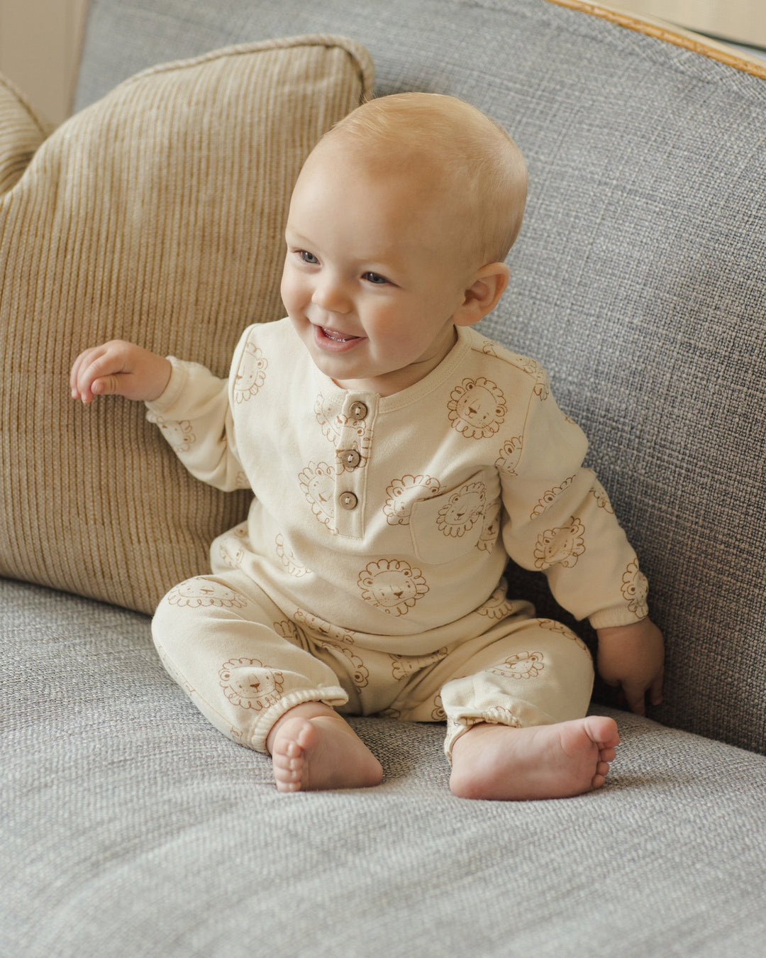 Quincy Mae - Relaxed Fleece Lions Jumpsuit in Latte