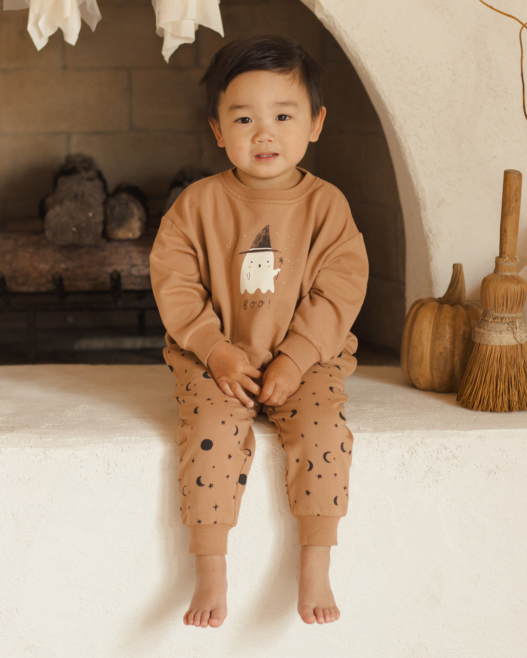 Quincy Mae - Relaxed Fleece Night Sky Sweatpants in Spice (18–24mo)