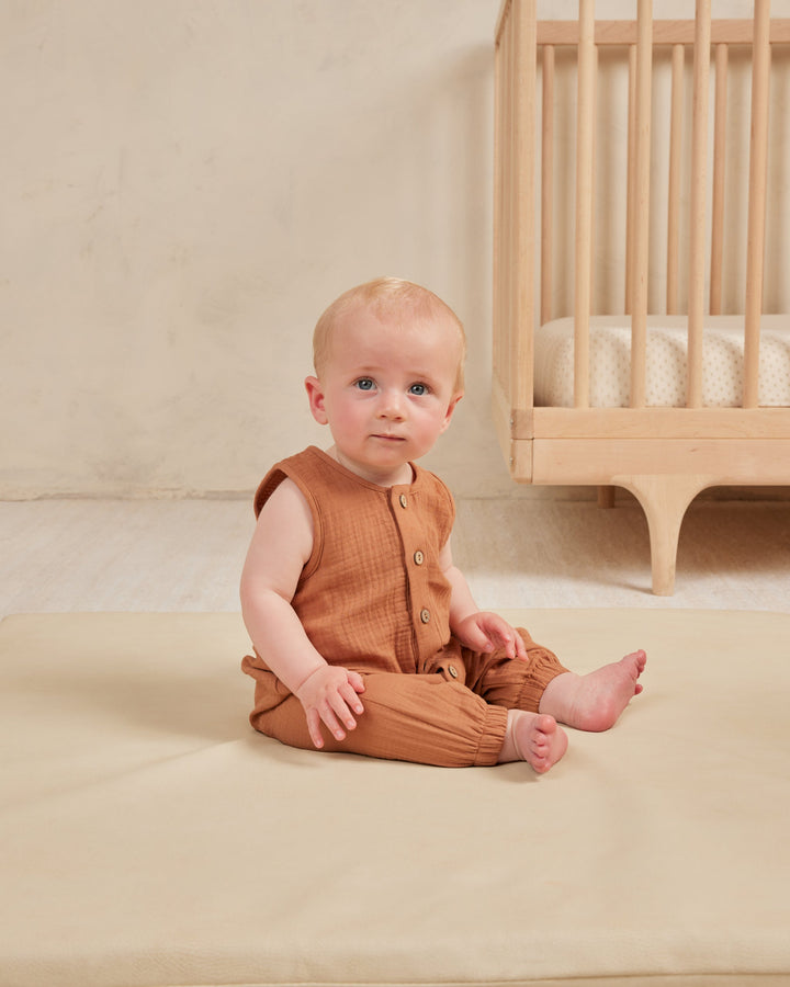 Quincy Mae - Woven Jumpsuit in Clay
