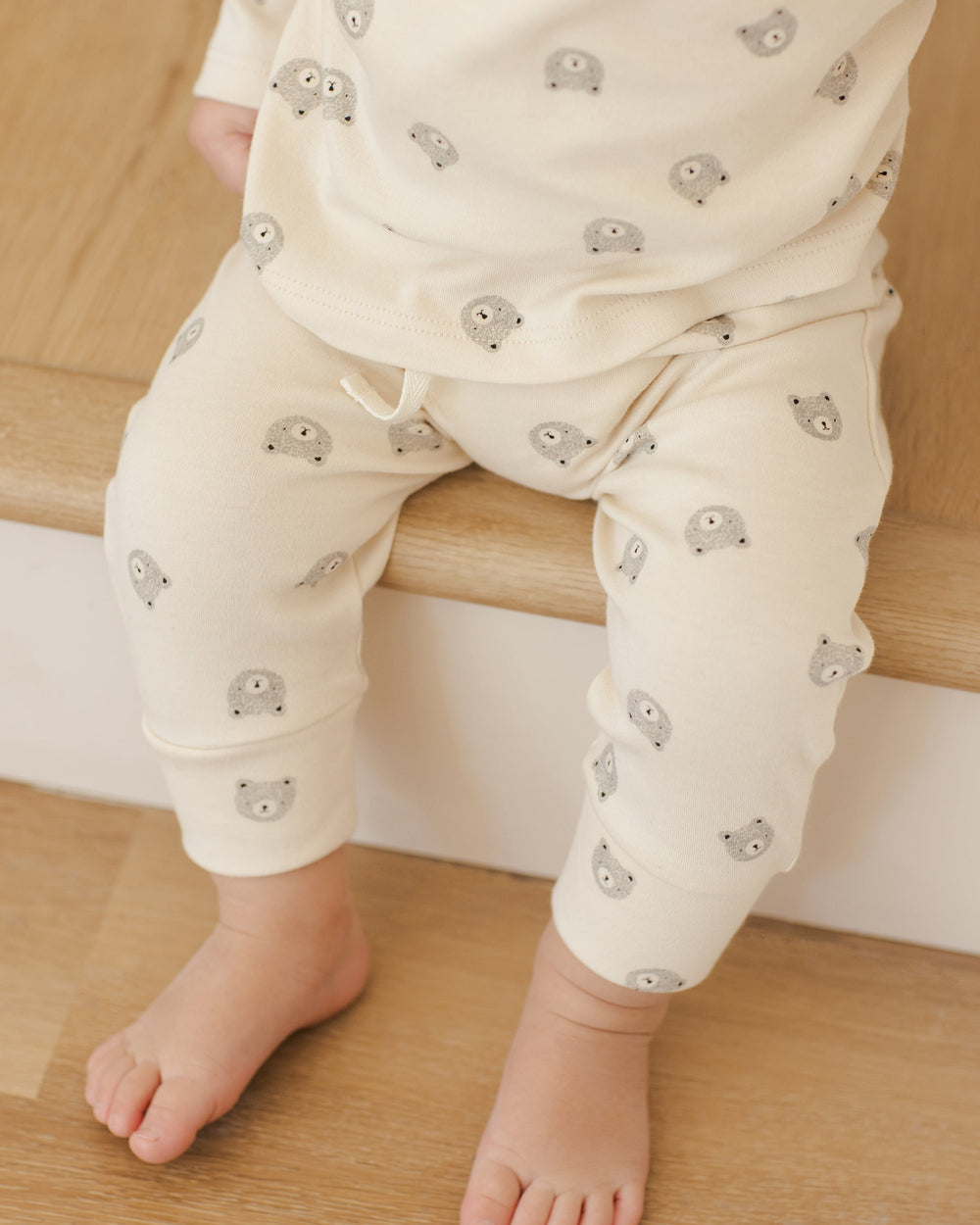 Quincy Mae bears drawstring pants