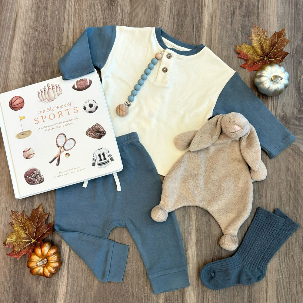 Quincy Mae boys blue and cream organic cotton set