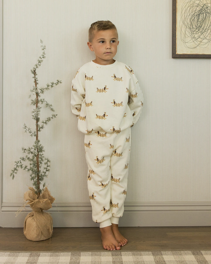Rylee + Cru - Relaxed Sweatshirt in Christmas Dogs