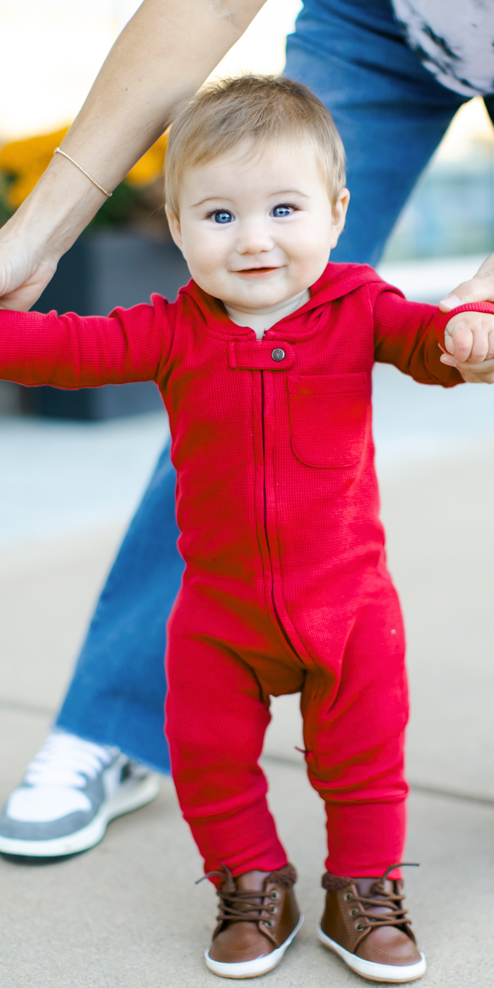L'oved Baby - Organic Thermal Hooded Zip Romper in Crimson