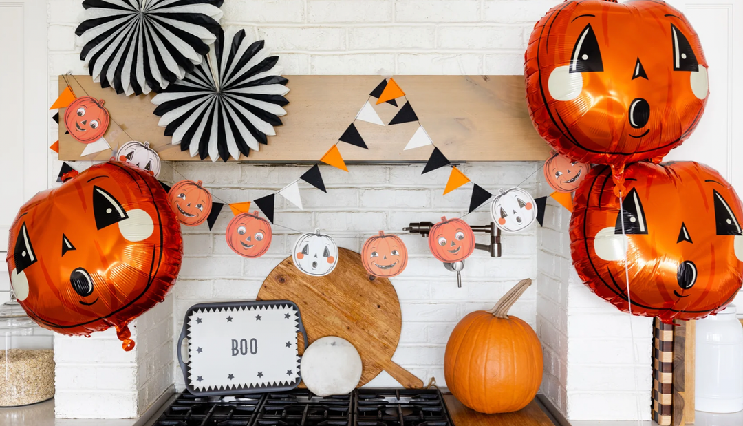 Vintage Halloween Pumpkins Banner in Black/White/Orange - 6'