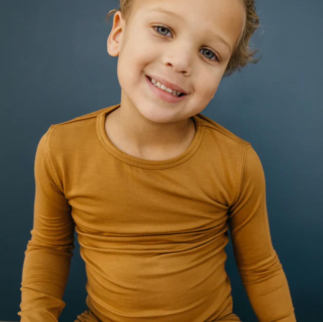 Copper Pearl - Two-Piece Long-Sleeve Pajamas in Camel