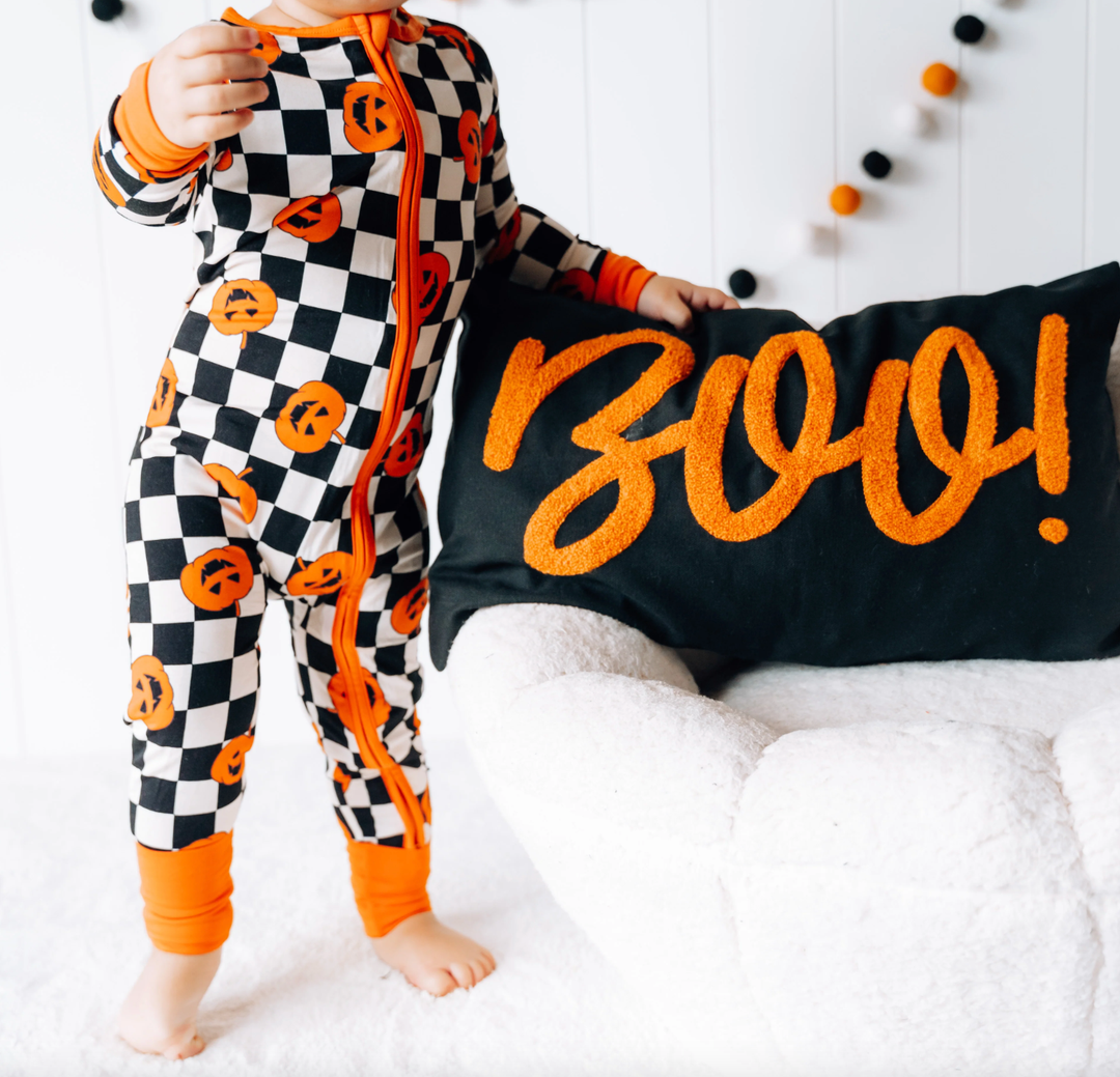 baby pajamas black and white checkers with pumpkins