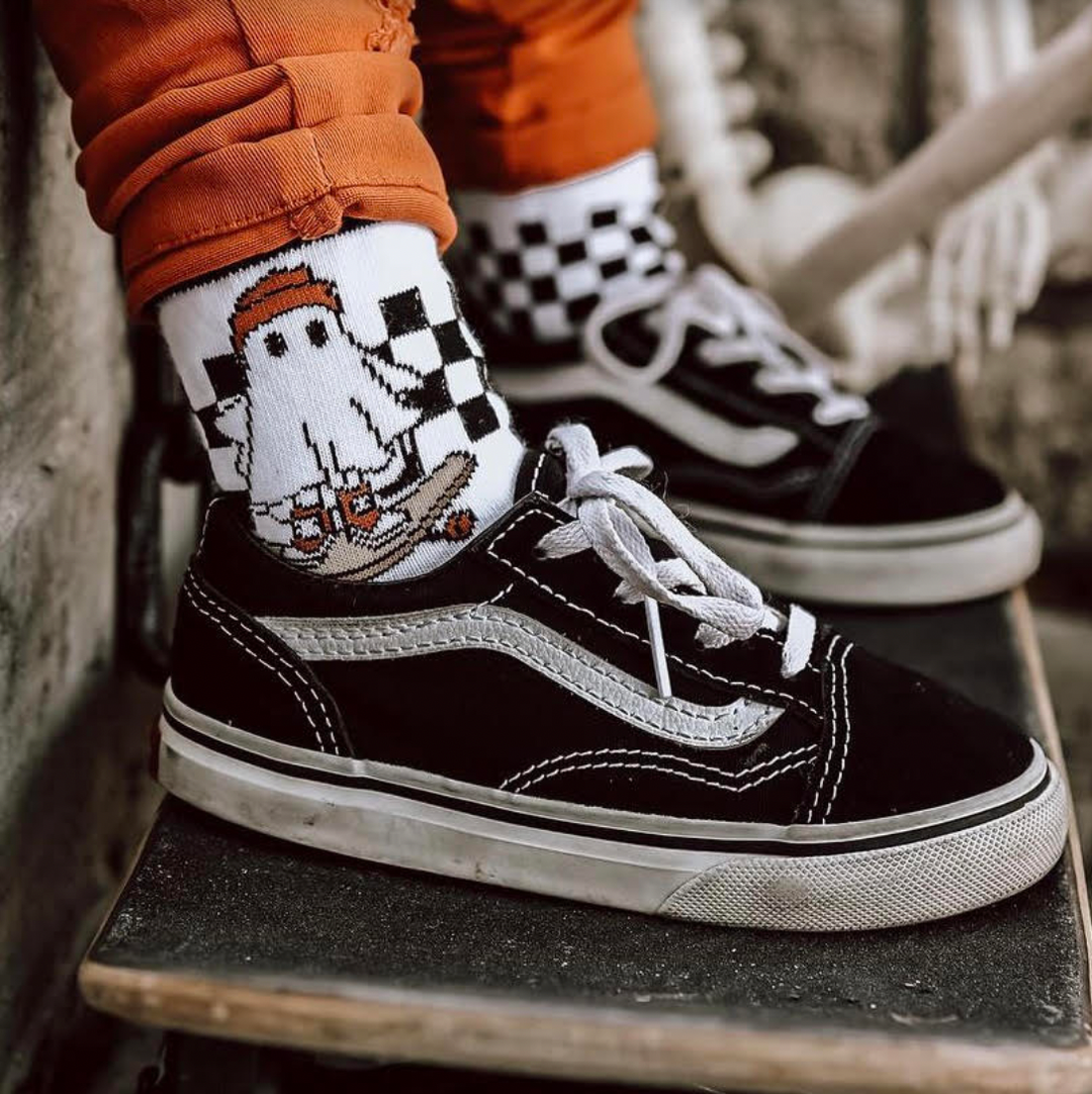 Kickin It Up Socks - Cool Ghoul White w/ Ghost