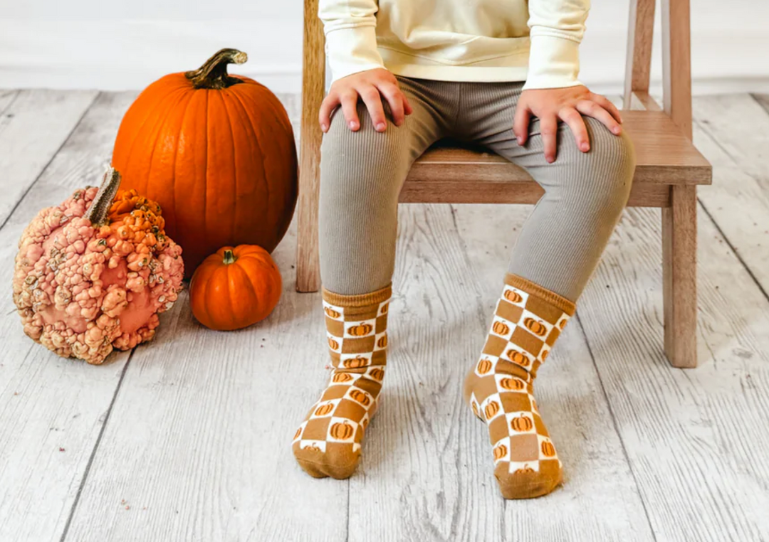 Kickin It Up Socks - Gourd Life in Tan