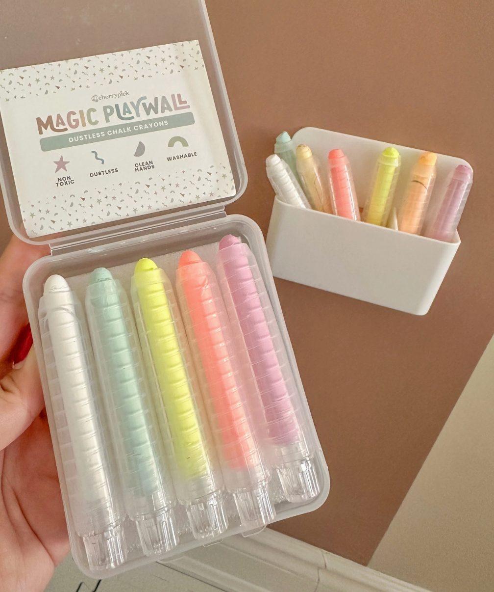 Cherrypick - Dustless Chalk Crayons and Magnetic Holder (2 colors)