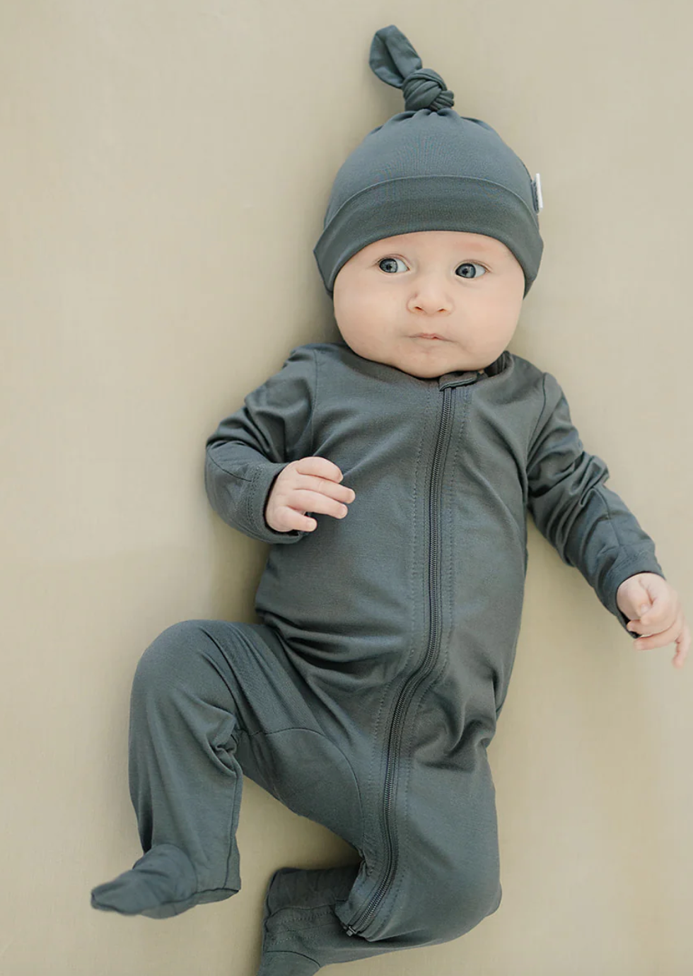 Mebie Baby - Bamboo Zipper Footie in Charcoal