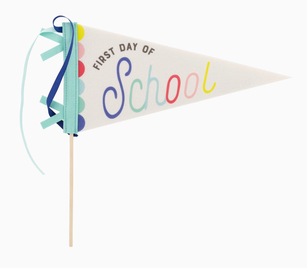 First Day/Last Day of School Pennants (2-pack) - 14.5"