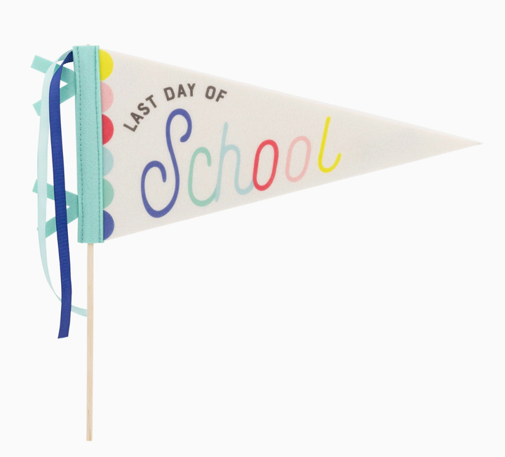 First Day/Last Day of School Pennants (2-pack) - 14.5"