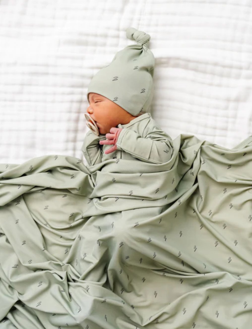 Lou Lou & Co - Nash Knotted Hat in Green with Bolts