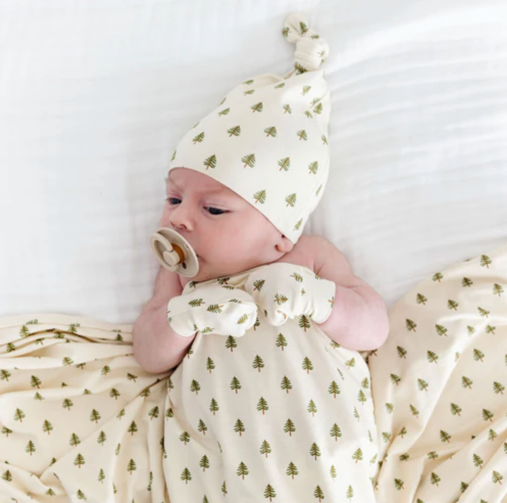 Lou Lou & Co - Infant Kevin Knotted Hat in Cream w/ Trees