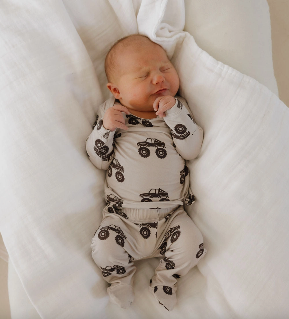 Two piece baby set with monster trucks