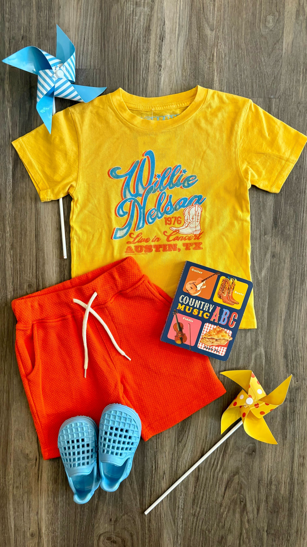 Willie Nelson kids graphic tee