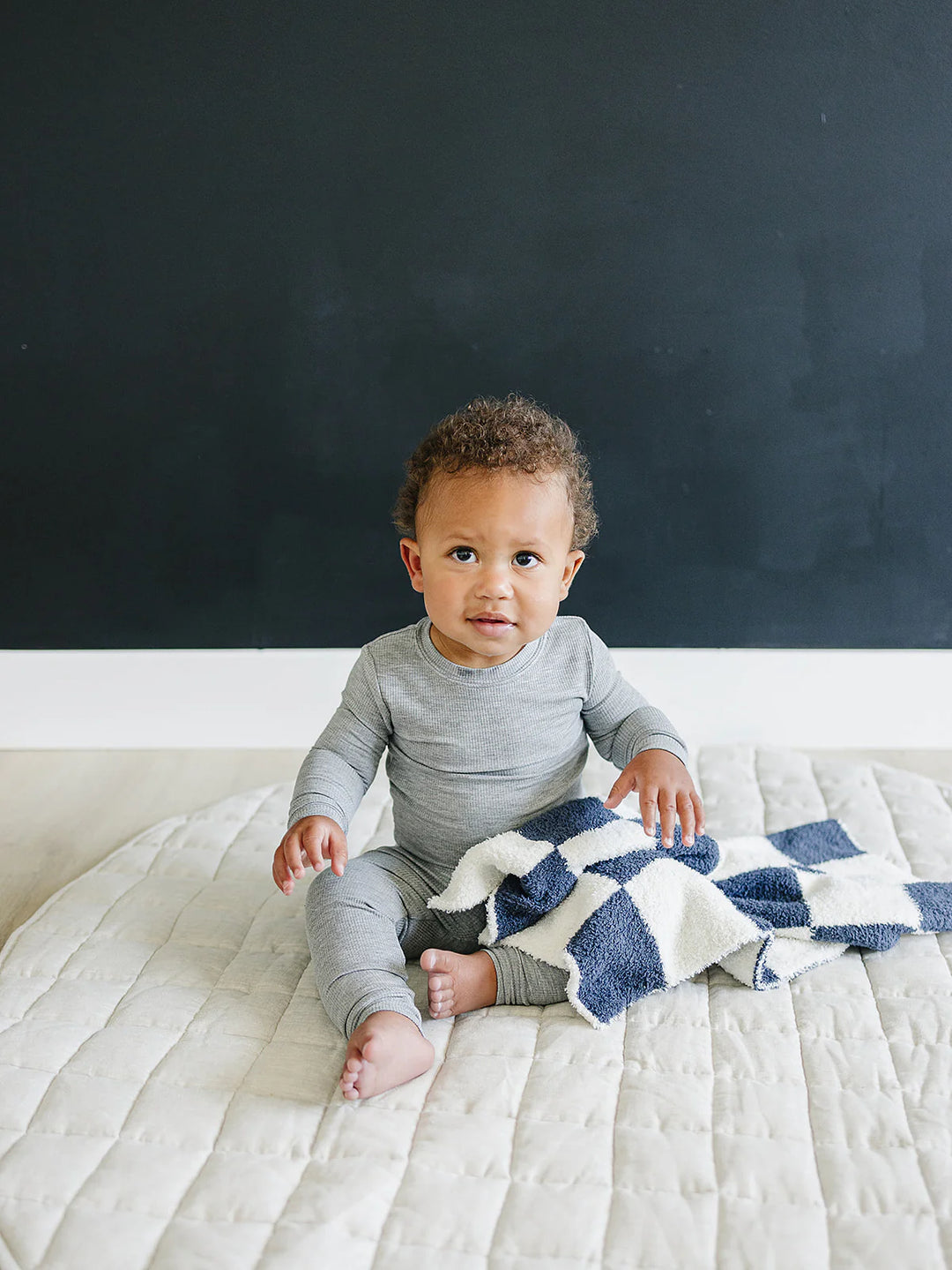 Mebie Baby - Plush Baby Blanket in Navy Checkers 30"x40"