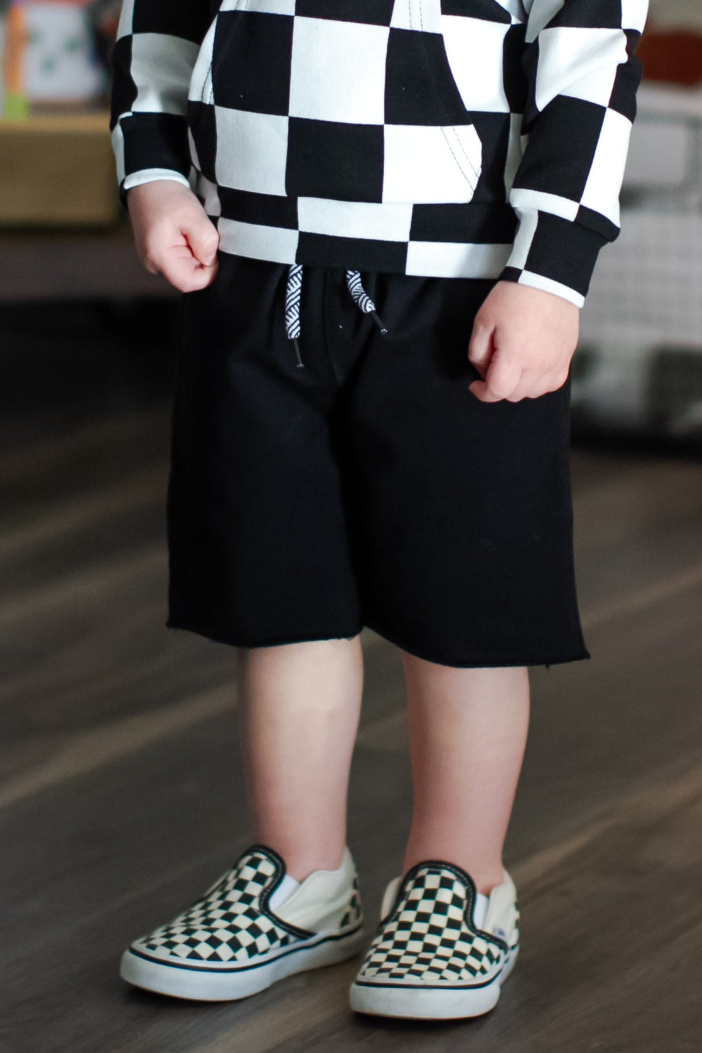 boys black Appaman camp shorts