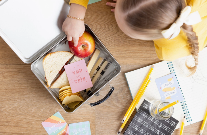 put a note in your child's lunch