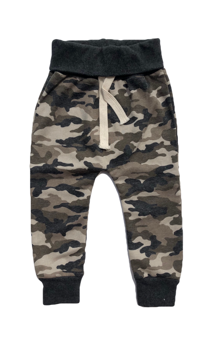 Ampersand Ave - Toddler Joggers in Camo