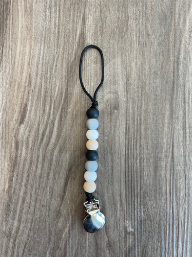 Mini neutral pacifier clip