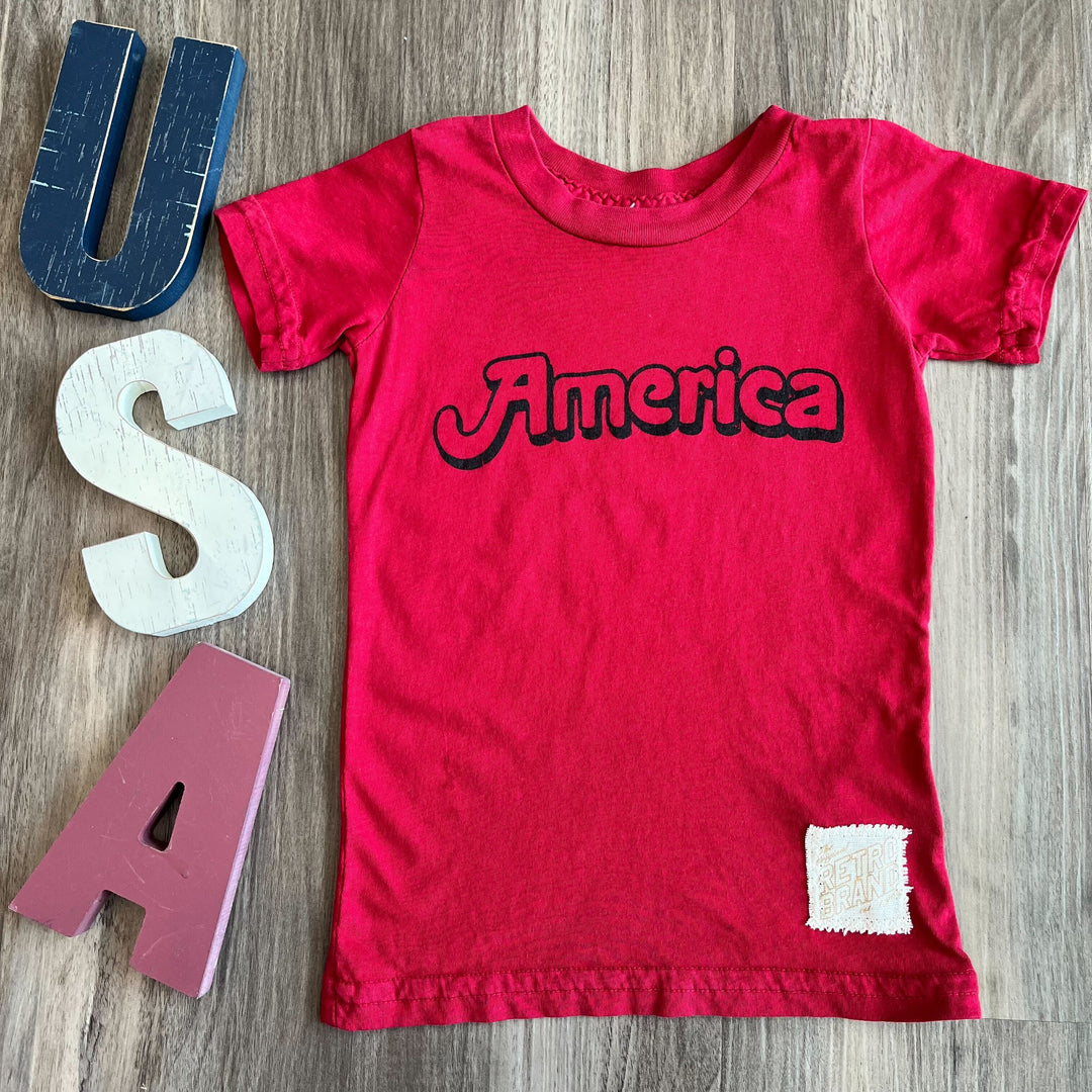 Retro Brand - AMERICA Tee in Red