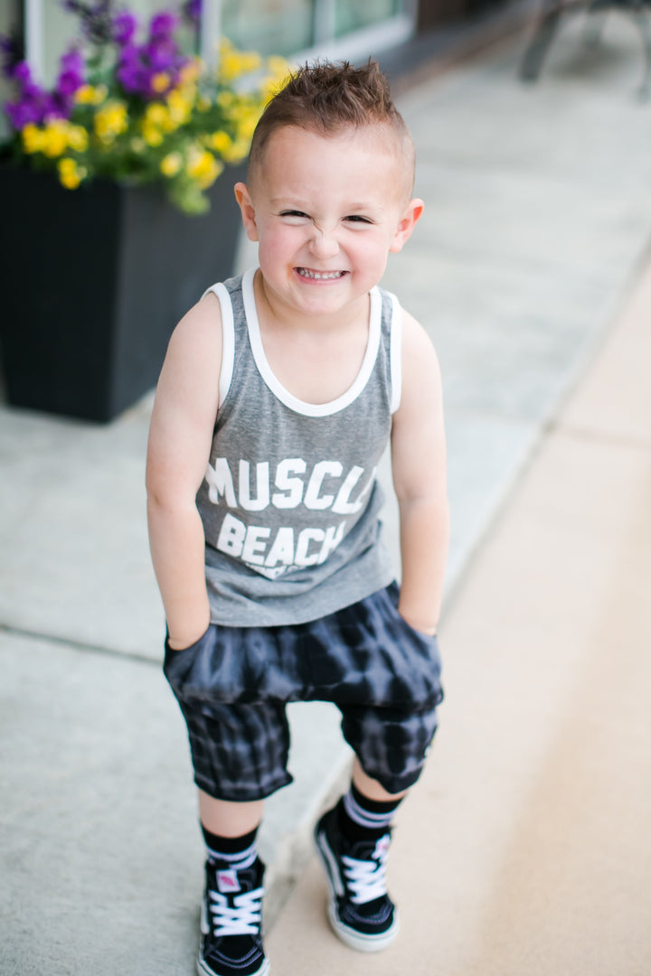 Muscle beach tank for kids