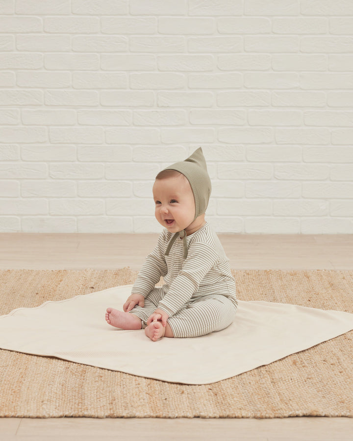 Quincy Mae - Ribbed Baby Jumpsuit in Fern Stripe