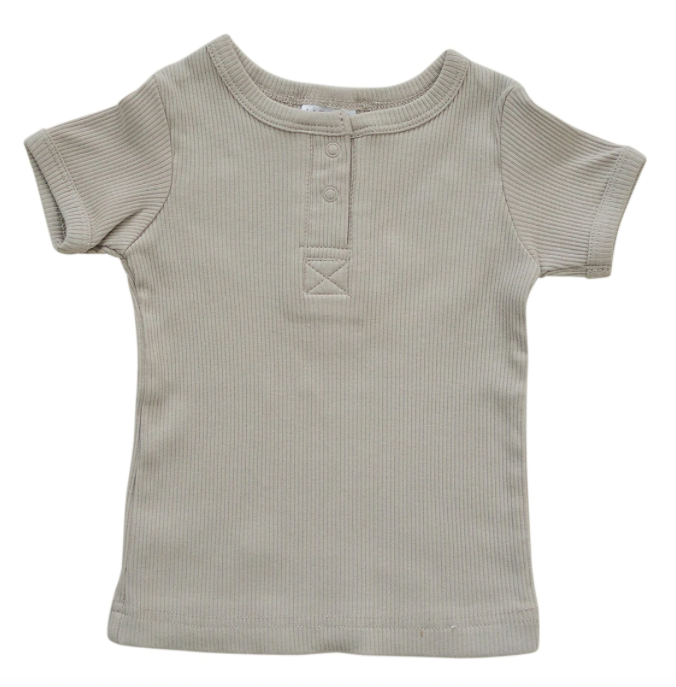 Mebie Baby - Organic Short-Sleeve Snap Shirt in Oatmeal