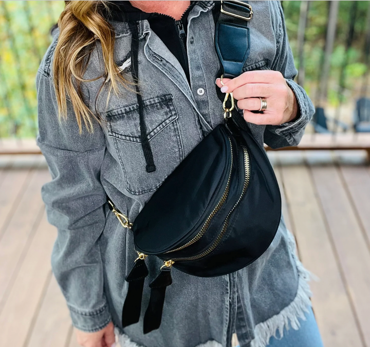 Savvy Mom Bum Bag in Black Nylon