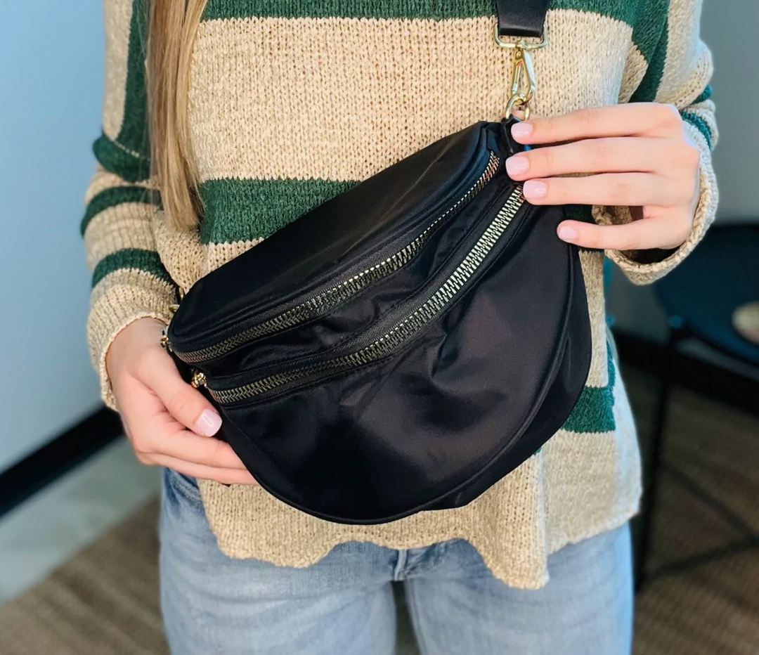 Savvy Mom Bum Bag in Black Nylon