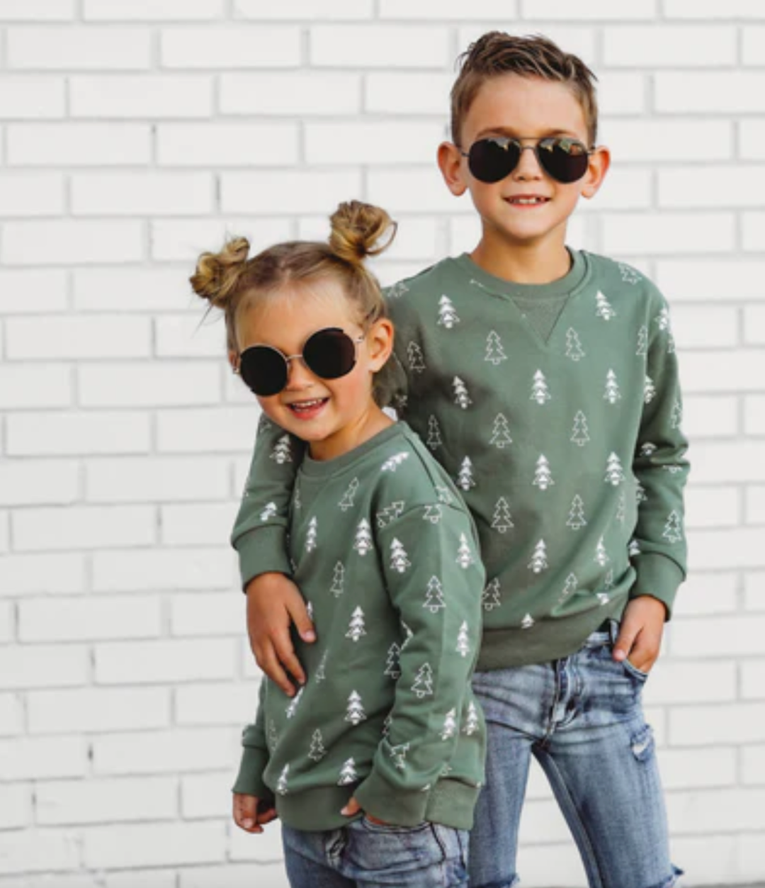 Trilogy Design Co - Holiday Pines Sweatshirt in Green