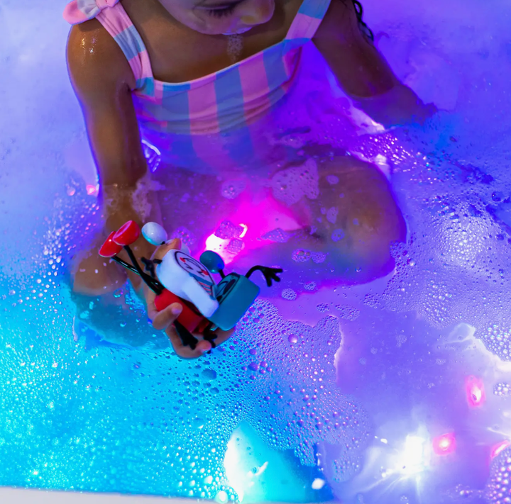 Glo Pals - Water Activated Party Pal Light Up Cubes in Multi-Colors